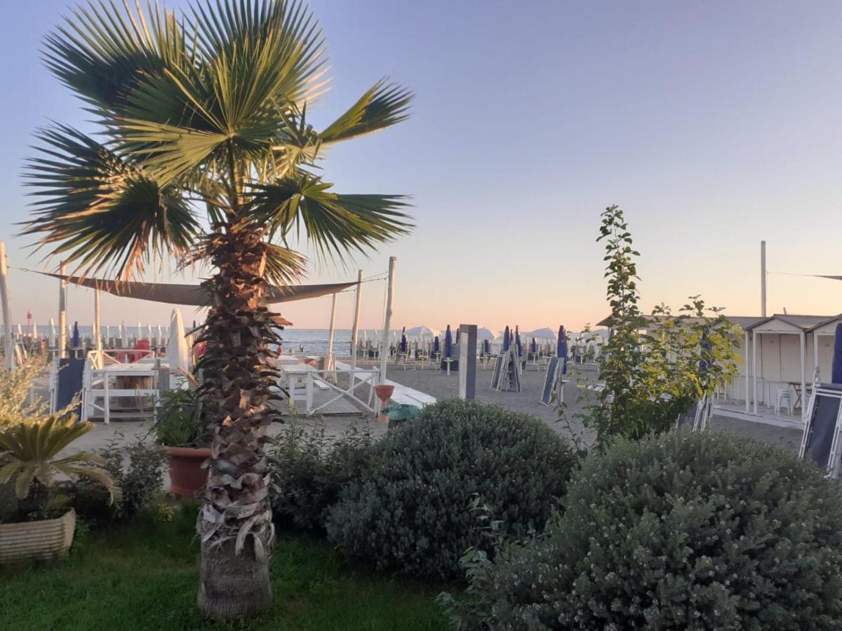 Rome Sea Apartment Lido di Ostia Exterior photo