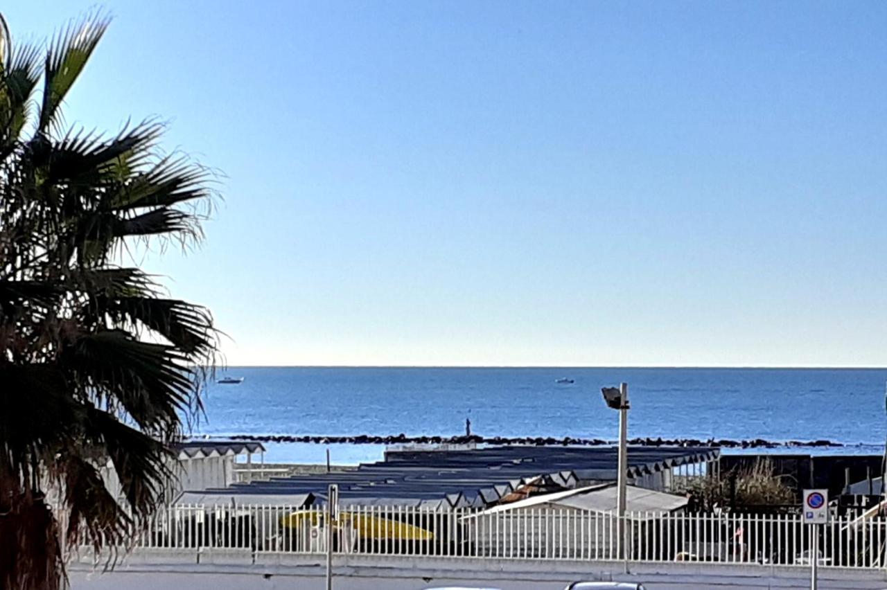 Rome Sea Apartment Lido di Ostia Exterior photo